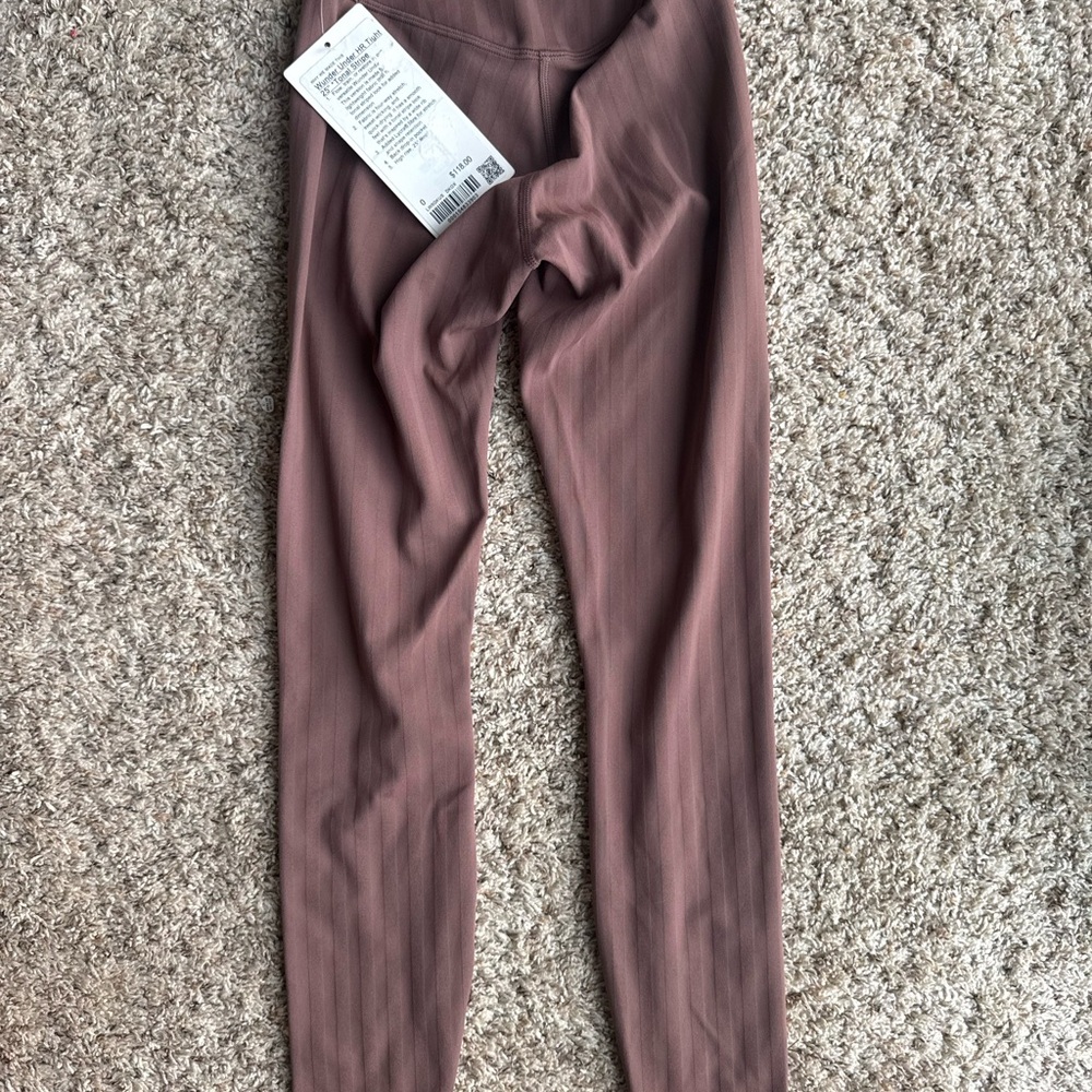 Women's Lululemon Mauve Leggings